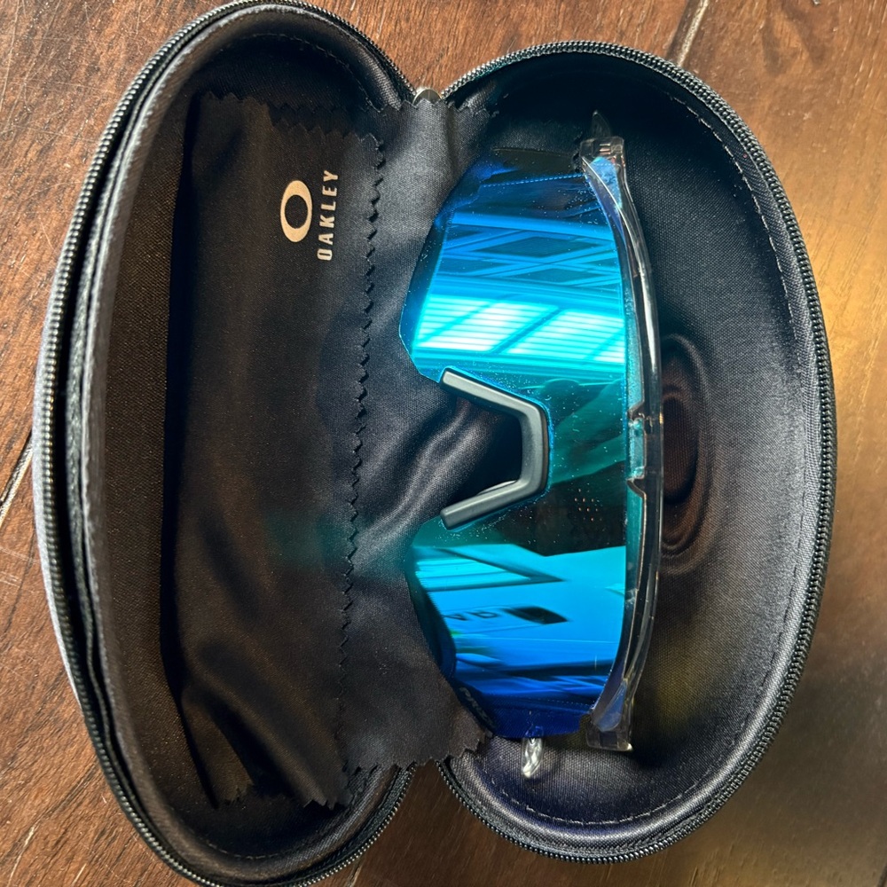 Oakley Hydra 24k